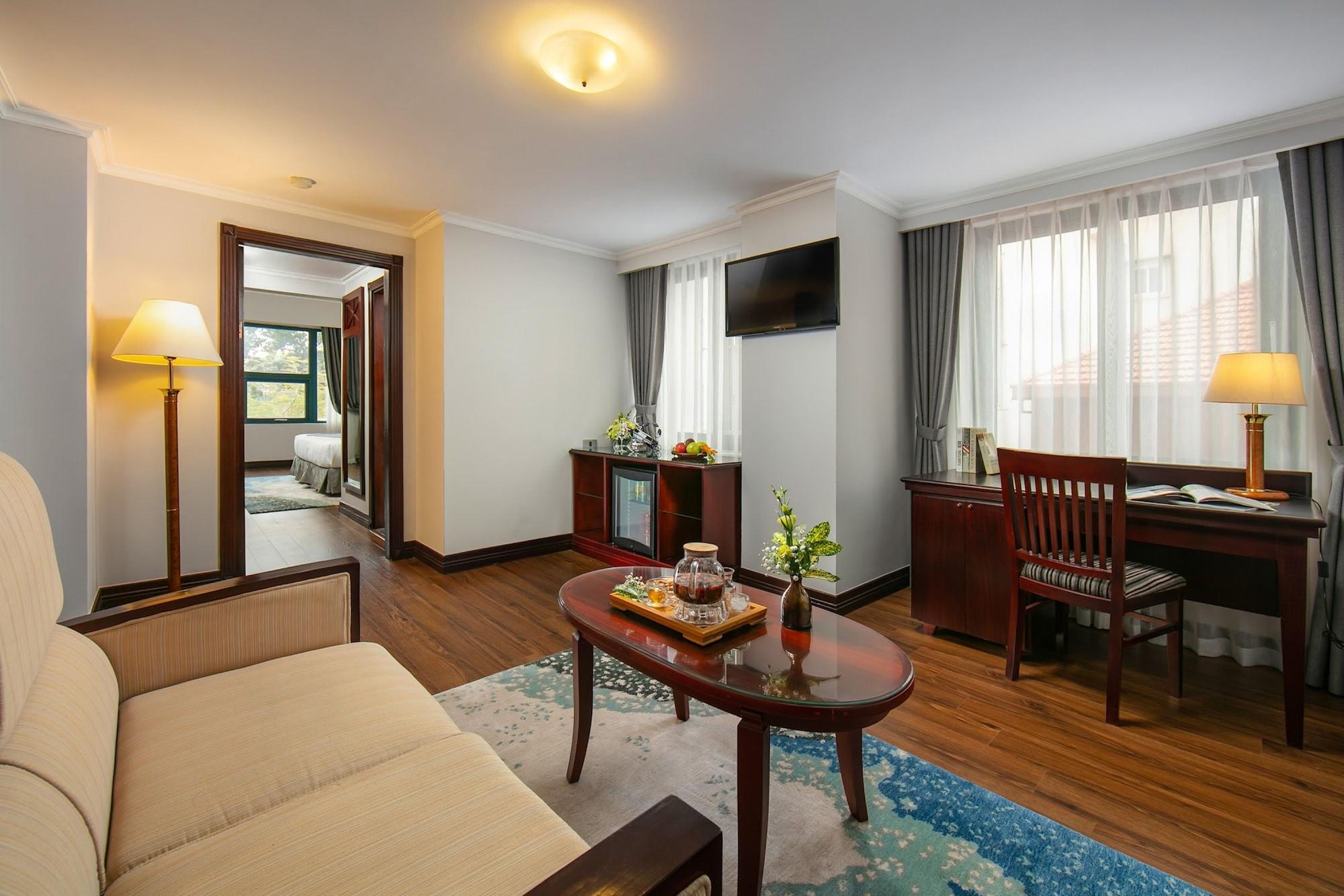 The Tray Hotel Hai Phong Esterno foto